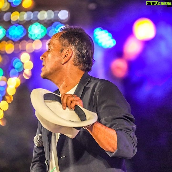 Uccio De Santis - 821 Likes - Ultimo giorno di Luglio a Surbo … grande serata , grande organizzazione.. un grazie al pubblico numerosissimo 😘😘 a presto amici #estate #tour2023 #smile #luglio #ucciodesantis #ucciomudù
