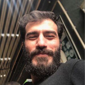 Ufuk Bayraktar Instagram - Değerlerin ön yargılarından sıyrılıp kendi özündeki zemine oturmalı.