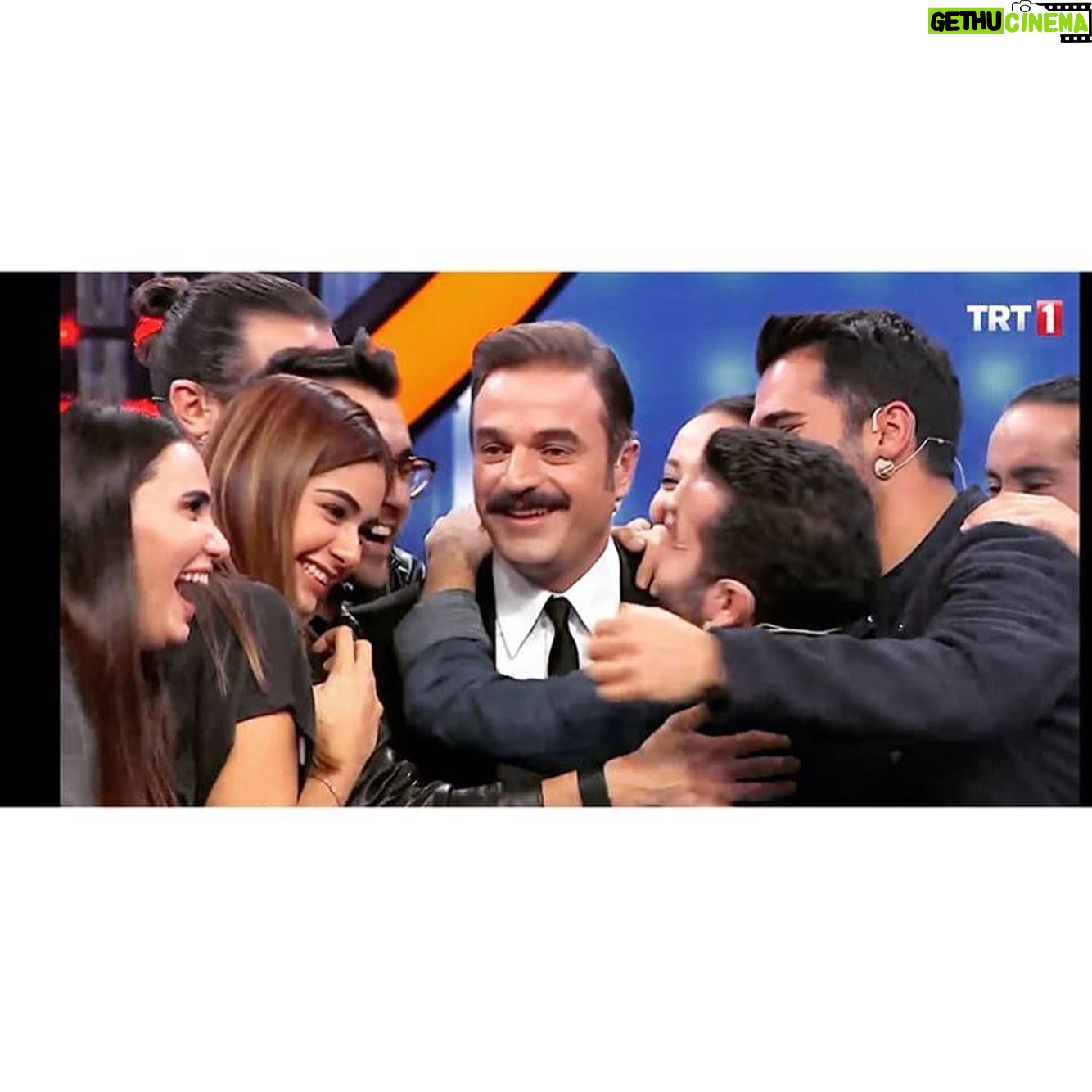 Ufuk Özkan - 4.6K Likes - Aileler yarışıyor can ekip,can misafirler anılar volume 2 devam (1günde özlenirmi özlenir canlar) @aileleryarisiyor.tv @staff.film @eustun @trt1 @erdaldemircii @abdullahbulutmanagement