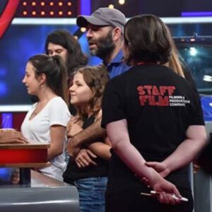 Ufuk Özkan Instagram - Aileler yarışıyor can ekip,can misafirler anılar volume 2 devam (1günde özlenirmi özlenir canlar) @aileleryarisiyor.tv @staff.film @eustun @trt1 @erdaldemircii @abdullahbulutmanagement