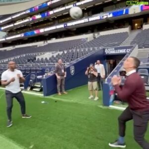 Ugo Monye Instagram - Tottenham v Arsenal 😂 

Who wins? 🤣