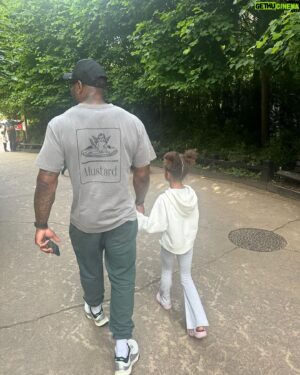 Ugo Monye Instagram - L E G O L A N D 📍 🎢 💦 👩🏽‍❤️‍💋‍👩🏽 ☀️
