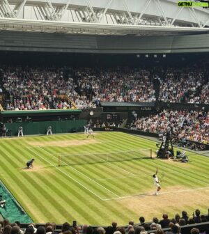 Ugo Monye Instagram - Men’s singles @wimbledon final 2024 ✨ #Wimbledon #Tennis
-
Then the pub for the #Euros2024 … ⚽️ This summer of sport 😍