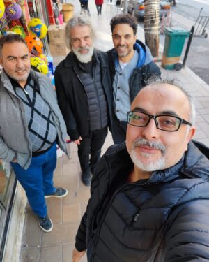 Uğur Aslan Instagram - 📍İsmail Akgül’ün ve Uğur Aslan’ın sanat yolculuğuna başladığı büyük Usta Rasim Tuna ile yeniden birlikte, 30 yıllık sanat yolunda ustaya saygı 🙏🏼