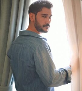 Actor Uğur Güneş HD Instagram Photos and Wallpapers October 2019