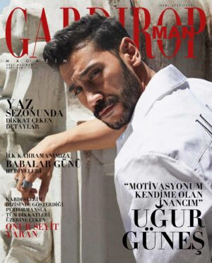 Uğur Güneş Instagram - Gardırop Man Haziran 21’✨👊🏻 @gardiropmagazin

Yayın Direktörü: @gulay_ozdemir 
Genel Yayın Yönetmeni: @caglakucukdereli 
Fotoğraflar: @ugursariduran
Videografi: @yusaebrar
Styling: @sedassolmaz
Saç: @atakangelisli
Makyaj: @gizzemergin
Prodüksiyon: @mine.gunduz 
Mekan: @sofitelistanbultaksim 
Basın: @busrabozokaytek 
@atesmenajerlik @necdetaltunbudak 

@nutekstudio @gardiropmagazin #gardiropmagazin