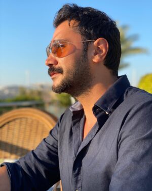 Uğur Güneş Instagram - Yandan çek🤪