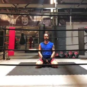 Uğur Pektaş Instagram - Asıl rakibimizin zihnimizde olduğunu unutmamak gerekir...dış dünyada "kazanmak" yada "kaybetmek" ikiside illüzyondur...gerçek savaş içimizde.... o savaşı kazananlar KAZANANLARDANDIR...