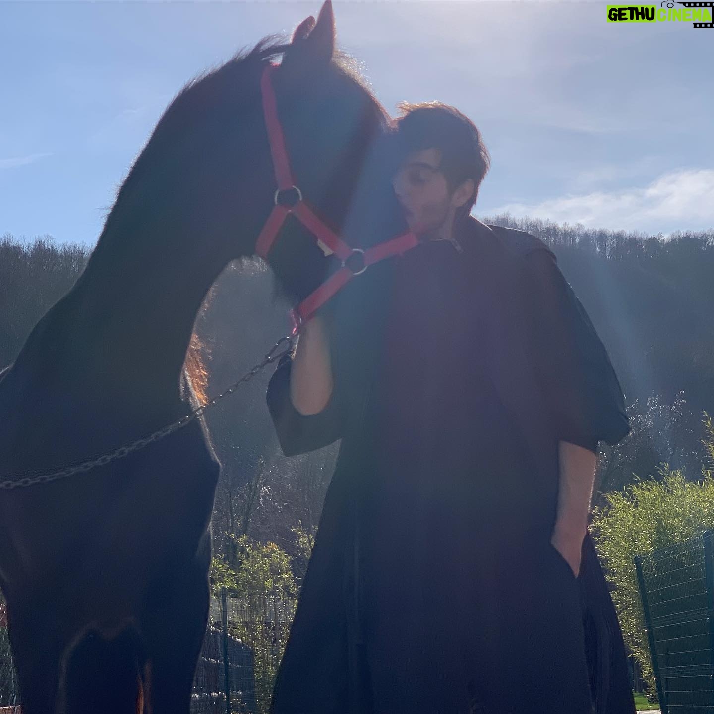 Uğur Yıldıran - 172.5K Likes -