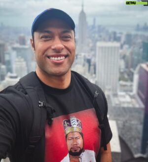 Uli Latukefu Instagram - We used to see New York City on the TV. Now I’m on TV in New York City.