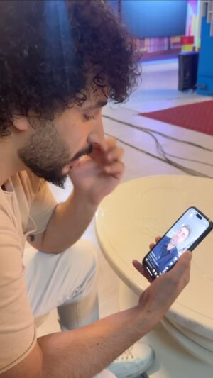 Ülvi Həsənli Instagram - Niyə belə oldu ki?😂😂
@zaur_gunay