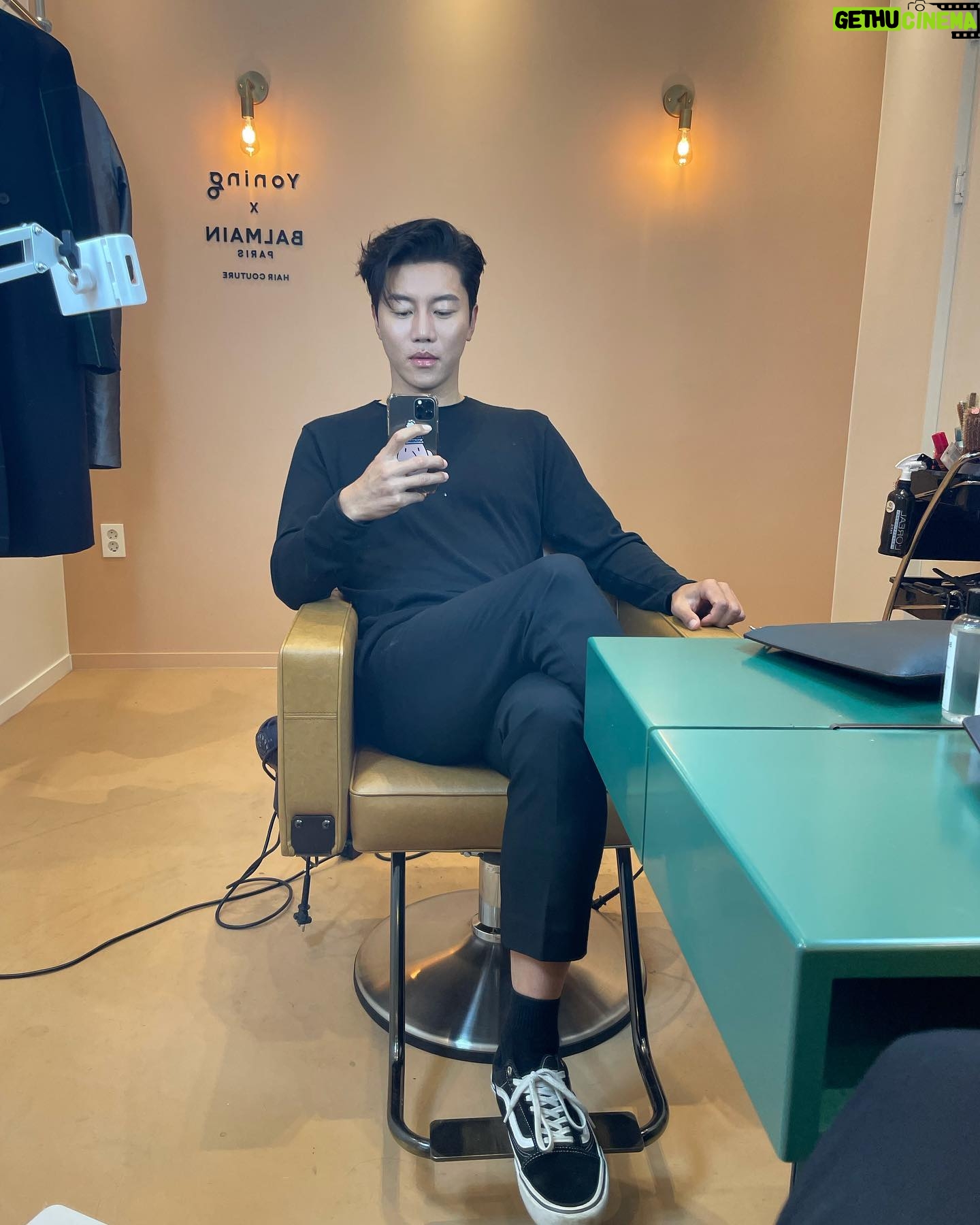 Um Mun-suk - 8.6K Likes - ..