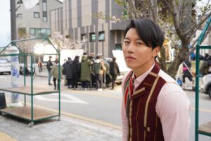 Um Mun-suk Instagram - 캐스퍼와 함께..
#캐스퍼#현대자동차#캐멋있어#광고촬영