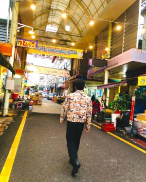 Um Mun-suk Instagram - 내고향 #온양온천#전통시장