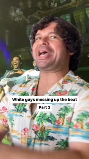 Umberto Celisano Instagram - Disco Inferno - 50 Cent

#50 #fif #fiddy #50cent #discoinferno #whiteguys #messingupthebeat #part3