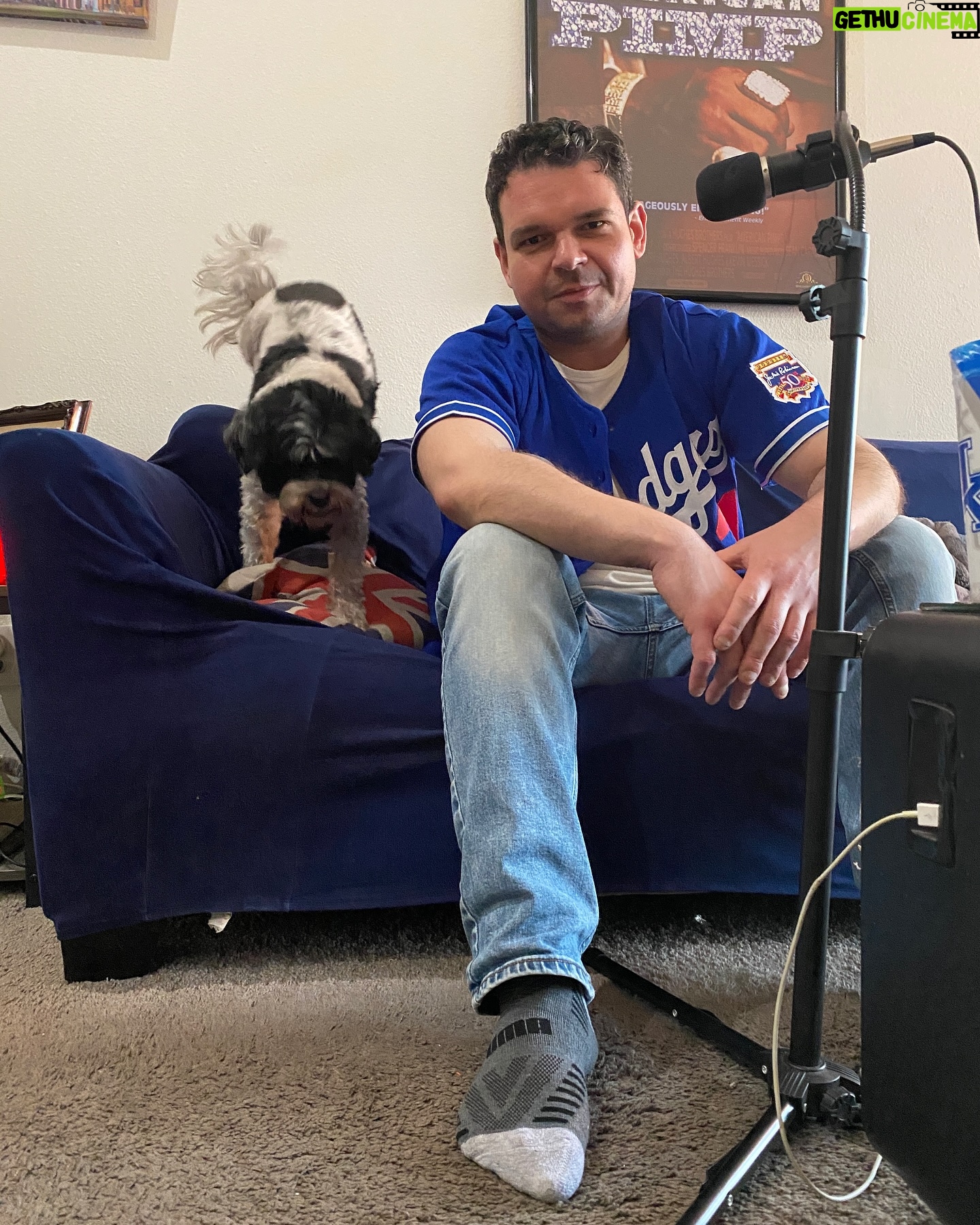 Umberto Celisano - 3 Likes - New episode of The Freshhh Podcast out now. We talk about rap beef, Hollywood, and what it’s like being Canadian out here with all you animals. Oh and Happy Prime Day.
#amazonprime #primeday #commercials #renewed #season6 #nomoney #nohoney #canadians #kendrick #drake #beef #hollywood #podcast