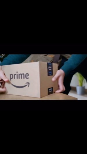 Umberto Celisano Instagram - Can’t put a price tag on this kinda stuff. Memories that will last a life time and an Amazon commercial that’s airing in 17 countries. Shot in London England, so I’m dedicating this to the late Queen Elizabeth the 2nd and my Mom! Thank you to everyone at Hungry Man Productions and Amazon for the amazing opportunity.
@amazon @primevideo @nfl 

#amazon #amazonprime #nfl #thursdaynightfootball #london #england #uk #international #primetime #thankyou #humbled #special #frontman #captain #captainamazon #prayerispowerful #godisgreat #godishere
