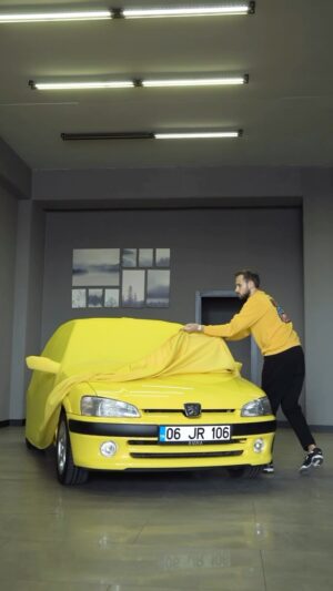 Ümit Erdim Instagram - 59.000km #Peugeot #106GTi #ASMR 💛
🎥: @smhylcn cc: @ugurtoprakk @runamotors