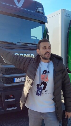 Ümit Erdim Instagram - Ağır vasıta masasında da varız. Video kanalda ❤️
Şeyaparız haberleşirizz @scaniatr @leventozokutucu
