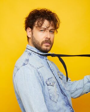 Ümit Kantarcılar Instagram - 👔

Fotoğraf: Muhammet Kayku @muhammetkayku
Styling: Eylem Yıldız @eylmyldzz
Makyaj: Banu Aksungur @banu_aksungur
Saç: İsa Töre @isatore
Fotoğraf Asistanları: Büşra Korkmaz, Nuri Karaman @buskorkmazz @hallederworks
Styling Asistanları: İrem Sönmezer, Eylül Gülin Ayalp @iremonwork @eylulayalp
Mekan: Kayku Stüdyo @kaykustudio
Pr, İletişim: Şefkat Peker @sefkatpeker
Ajans: Uk İletişim @ukiletisim