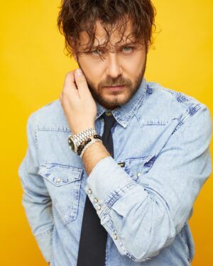 Ümit Kantarcılar Instagram - 👔

Fotoğraf: Muhammet Kayku @muhammetkayku
Styling: Eylem Yıldız @eylmyldzz
Makyaj: Banu Aksungur @banu_aksungur
Saç: İsa Töre @isatore
Fotoğraf Asistanları: Büşra Korkmaz, Nuri Karaman @buskorkmazz @hallederworks
Styling Asistanları: İrem Sönmezer, Eylül Gülin Ayalp @iremonwork @eylulayalp
Mekan: Kayku Stüdyo @kaykustudio
Pr, İletişim: Şefkat Peker @sefkatpeker
Ajans: Uk İletişim @ukiletisim