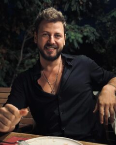 Actor Ümit Kantarcılar HD Instagram Photos and Wallpapers June 2024