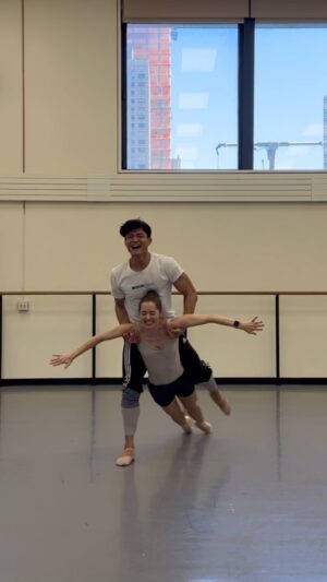 Unity Phelan Instagram - Sorry, we had to try this 😂