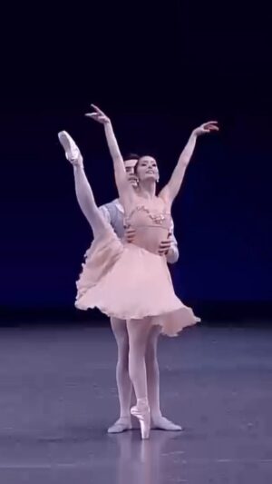 Unity Phelan Instagram - happy birthday Mr. B ❤️ grateful to dance your ballets at your house 🖤

#Ballet #Dance #BalletDancer #MrB #Balanchine