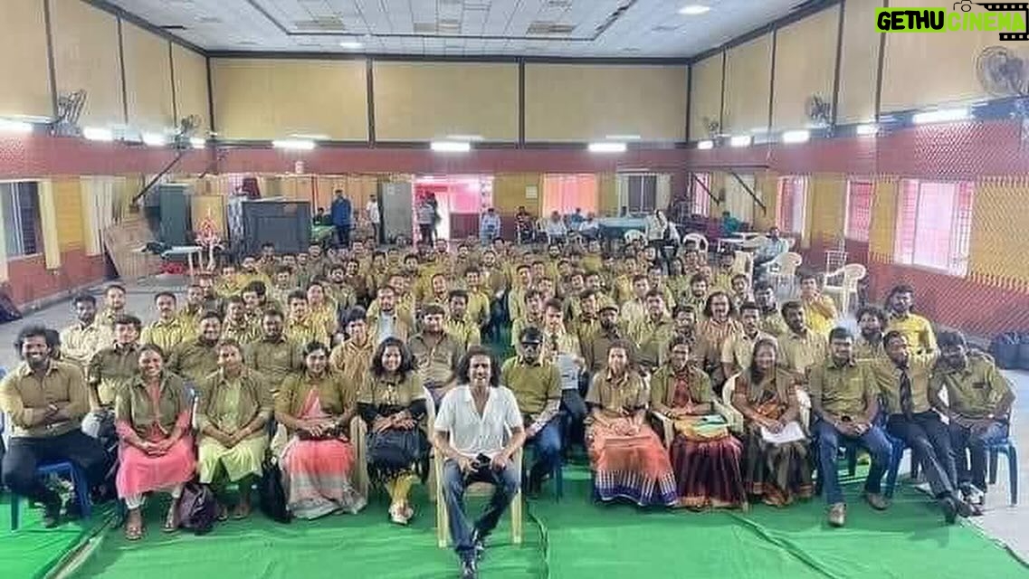 Upendra - 35.5K Likes - ಕಾರ್ಮಿಕ ದಿನಾಚರಣೆಯ ಶುಭಾಶಯಗಳು 🙏
