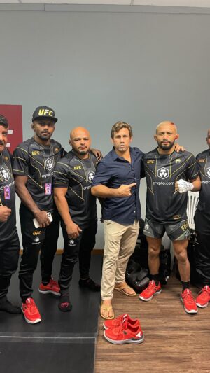 Urijah Faber Instagram - Feel very fortunate to be a small party Of @daico_deusdaguerra journey. A true Champion inside and outside of the cage, a man who knows how to enjoy the journey! Really cool to see how well he treats his fans, teammates, coaches, managers and especially his family. Thanks to the crew at @vaynersports AJ, Lloyd, Vespa, Sara etc. always raising the bar! Fabio @fabiopradobjj my brother for over a decade and a half of friendship. Grateful for my relationship with Brazil and it’s people, & pumped to keep growing in one of my favorite countries! @caliacai_ @teamalphabjj @teamalphabjjbr @teamalphamalemma @ufc congrats champ @theassassinbaby very inspiring career thus far. Figgy excited for what’s next!