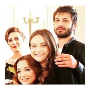 Ushan Çakır Instagram - #KaraEkmek 1.Sezon finali bugün 21:15'de @atvturkiye 'de.  İzleyen, destekleyen, yanımızda olan herkese teşekkürler ✌🏻