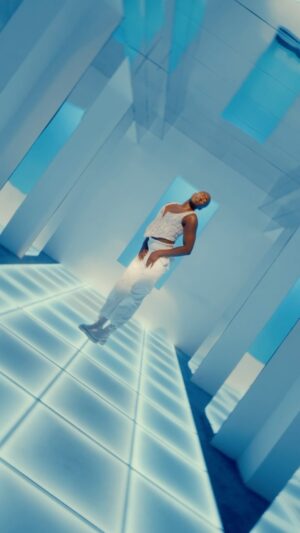 VINCINT Instagram - You didn’t think I was done did you? 💎
💫Promise I ain’t going nowhere 💫
We’re dancing all summer!