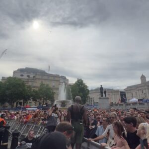 VINCINT Instagram - London you did me proud 💫🥹🏳️‍🌈. 
Thank you for the core memory ❤️
•
@caroljmoir 📸
@prideinlondon
@stephaniebcolor hair!