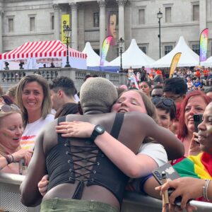VINCINT Instagram - London you did me proud 💫🥹🏳️‍🌈. 
Thank you for the core memory ❤️
•
@caroljmoir 📸
@prideinlondon
@stephaniebcolor hair!