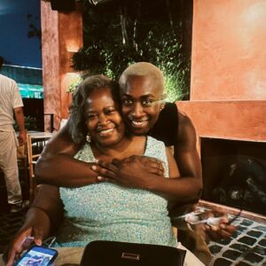 VINCINT Instagram - On my mama! ❤️🥹✨ 
love you mama,  thanks for spending your b-day in the sun with me! 65 and lookin like a teenager! 😍👑✨