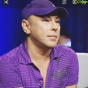 VJ Bülent Instagram - #MOR sevdigim  dogrudur...💜💜💜💜💜#MISIRa gidicektim....#piramitleri gezmek icin oluyodum meraktan... ve  o  hayalim aklimdayken dalip  gitmisim.... sonradan bi  dostum atti bana fotomu....dedim  #MISIRi  hayal  ediyodum-nasilda dalmissim uzaklara...bu  arada MISIR  muhtesemdi-PIRAMITlerin icini  ozel  izinle  gezdik-duvarlarda UZAYLI resimleri civi  ile  resmedilmisti.....^^..PIS  MISIR  HASTA  OLMA ORDA....SINEKLER  TIMSAHLAR  var...virus  kapma ^^dediler  hepsi  yalan-HARIKA Bi  tatildi....mest  oldum ........coronanin tam  gectigini  anlarsam  YENIDEN gidicem💜💜💜