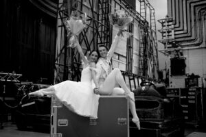 Vadim Muntagirov Instagram - It’s the end of the 23/24 season at the #royaloperahouse for me 💐🥂 . Thank you very much to everyone who supported me throughout the season . See you in 24/25 season ❤️
📸 @dancersdiary . #vadimmuntagirov @fumikaneko_