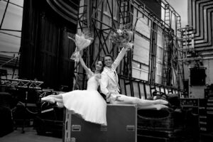 Vadim Muntagirov Instagram - It’s the end of the 23/24 season at the #royaloperahouse for me 💐🥂 . Thank you very much to everyone who supported me throughout the season . See you in 24/25 season ❤️
📸 @dancersdiary . #vadimmuntagirov @fumikaneko_
