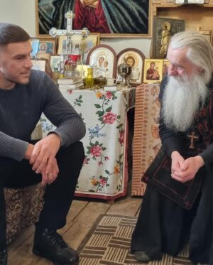 Vadim Nemkov Instagram - В гостях у отца Феодора!🙏