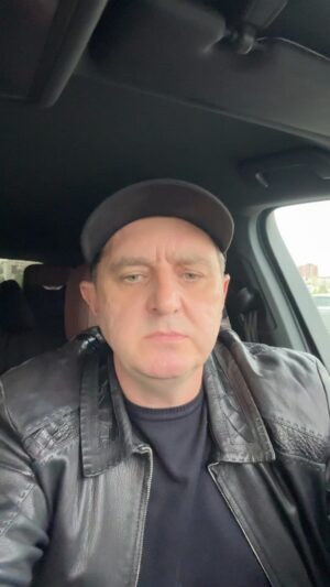 Vadym Mychkovskyi Instagram - Обережно, шахраї!