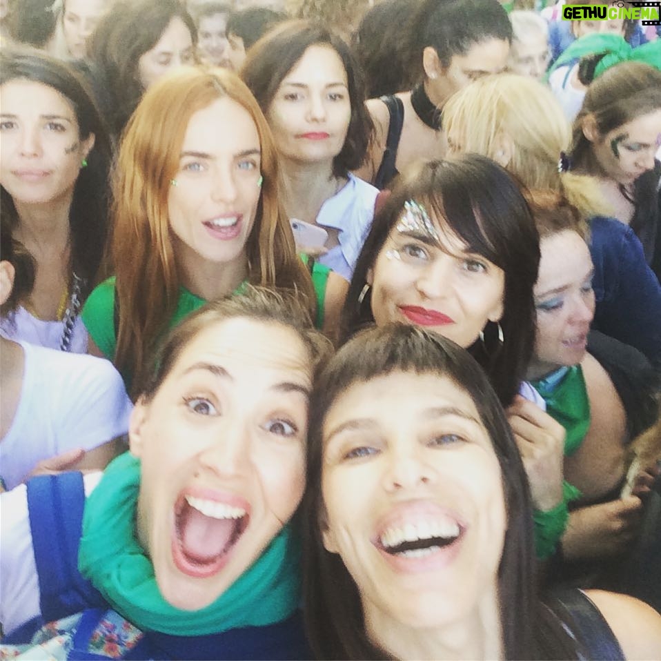 Valentina Bassi - 1.4K Likes - Les verdes #8M @actrices.argentinas @malenasoldaok