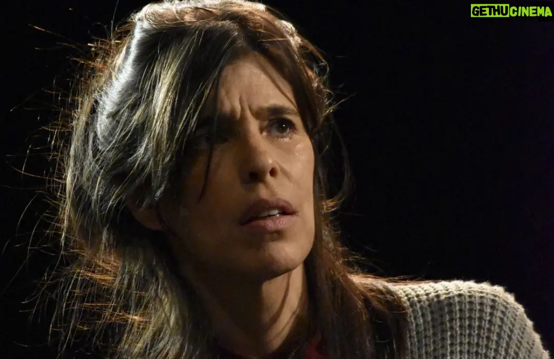 Valentina Bassi - 511 Likes - Adoro actuar. Y cuando es con amigos, todo se ilumina...š¤@losgestosbarbaros_obra . Volvimos!! Ahora en @hastatrilce miĆ©rcoles 20.30 hs. AcĆ” dejo algunas fotos que sacó @paoli.ph en el reestreno. Gracias! š
Actuamos: @novoalauraok
@nachorda @silvinasabater @francisco.bertin e moi.
.
.
.
Dirección @cristiandrut
Autor @jif77
asistencia de dirección @julianaianniccillo producción:@yaninamartino
MĆŗsica @danmelero
Realización sonora: @soynicolacarrara
Luz @ale.le.roux
Vestuario @larasgaudini
Esceno @marcos_nn
Y muchas gracias a todo el staff de @hastatrilce
.
.
#teatro #buenosaires #argentina #teatroindependiente #teatroalternativo #familia #accidente #vivir