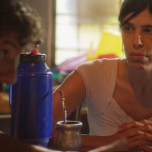 Valentina Bassi Instagram - "Una flor en el barro"...Mañana se estrena esta hermosa película que dirigió @nicotuozzo y tuve el placer de formar parte. Aca dejo algunas fotos de mí personaje. Este Finde todos al cine!
.
@nicofrancella @lolachiary8998 @enriquedumont @alejogarciapintos ,entre otros muchos grandes actores ! 
.
Producida por :  @lahayemedia @lahaye_gab
Distribuida por: @starplusla @stardistributionla