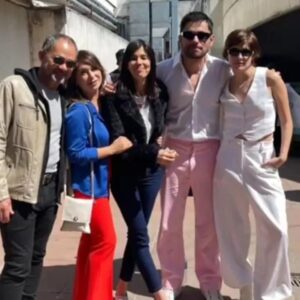 Valentina Bassi Instagram - @elhinchaserie dirigida x el gran Ale Ciancio , va x @canal9oficial miércoles a las 22 hs , y por @flow_ar la temporada completa. Una serie que adore hacer y que recomiendo mucho , ojalá les guste!!!! Acá les dejo algunas imágenes del junket de prensa y Avant premier.💚