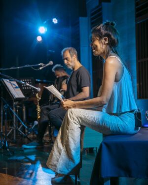 Valentina Bassi Instagram - Hermosa experiencia participar en #conciertosazules, gracias!  @ccdelaciencia @cesarlernermusica @moguilevskymarcelo @anatorrentproduccion @fernandezmarianoa  @cienciaytecnologiaar