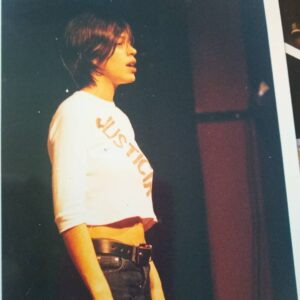 Valentina Bassi Instagram - #txi20años hoy hace 20 años arrancaba @txibuenosaires .. Acá recuerdos del estreno de " a propósito de la duda" de #patriciazangaro dirección #danielfanego , que manera de andar conmovida, feliz y agotada por esos tiempos !!!!! Los mejores recuerdos !  @abuelasdifusion