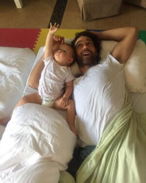 Valentino Lanús Instagram - Aquí, decodificando
 el Universo con Maria Magdalena ! 😉 .
📷 @valentinolanus_
febrero 2017.