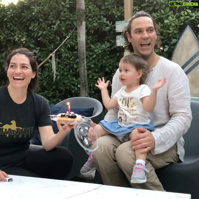 Valentino Lanús - 7.2K Likes - 2 Años de la niña mas Mágica que nunca imagine tener en mi Vida Feliz cumpleaños !