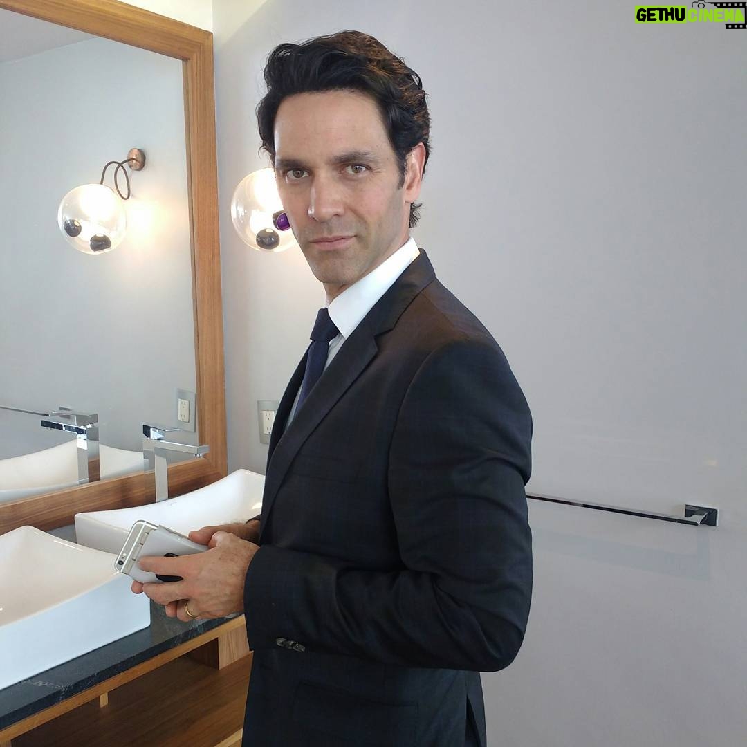Valentino Lanús - 1.2K Likes - #AlejandroCastillo #NadaPersonal
22 de mayo 9:30 pm por #AztecaTrece
Tenemos una cita !