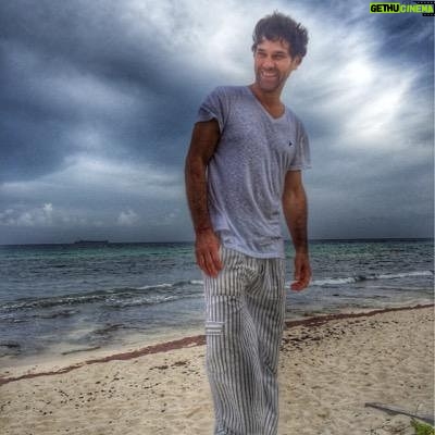 Valentino Lanús - 0.9K Likes - @valentinolanus_ :)